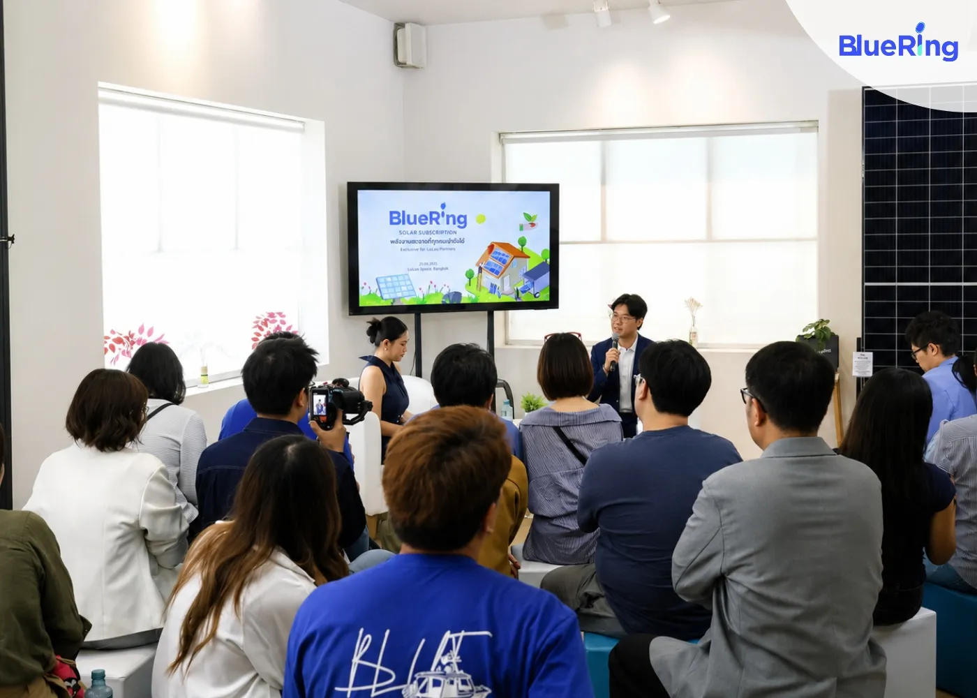 ทีมงาน BlueRing นำเสนอโมเดล Solar Subscription ภายในงาน